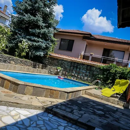 Къща За Гости Вероника Кърджали Villa *