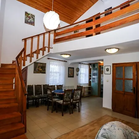Villa Къща За Гости Вероника Кърджали